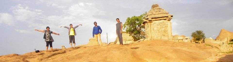 Photo of On the top of Hemkuta Hills, Hampi by Sonya V. Anchan