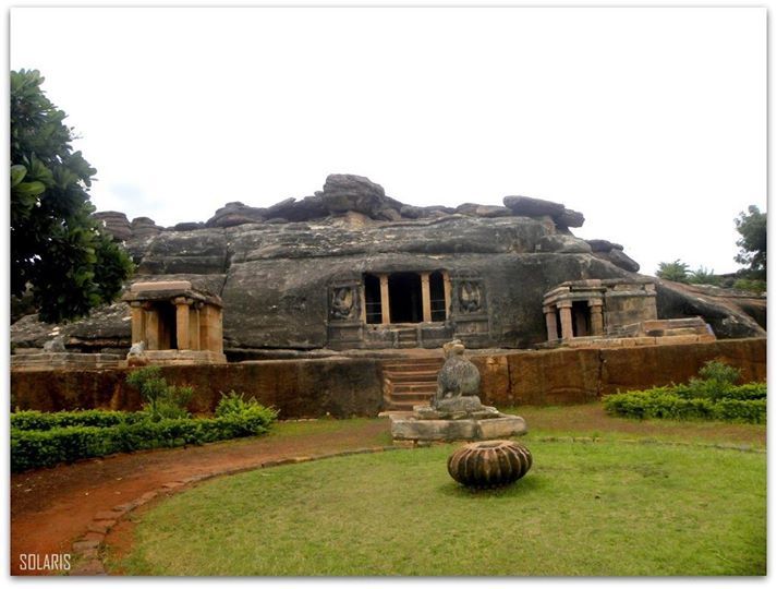 Photo of Ravana Phadi Caves by Sonya V. Anchan