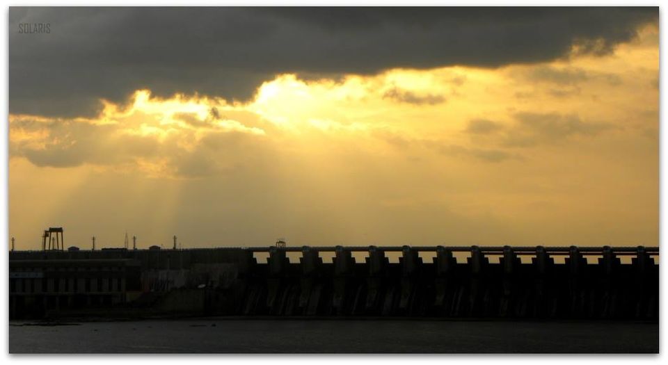 Photo of Almati Dam by Sonya V. Anchan