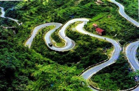 Photo of En-route Araku 1/7 by Dilip Varma