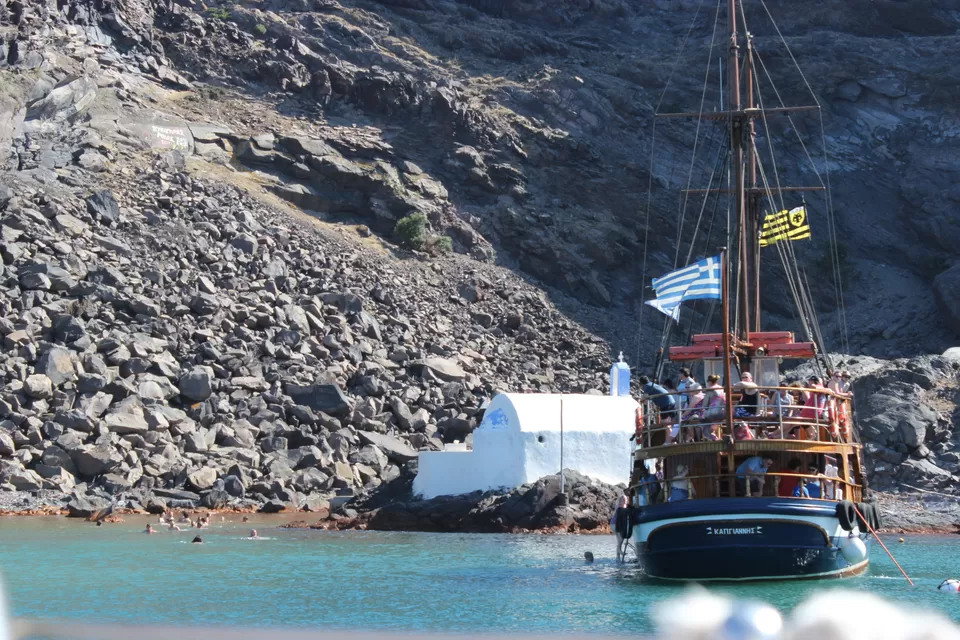 Photo of Santorini, Thira, Greece by Tamanna Tripathy