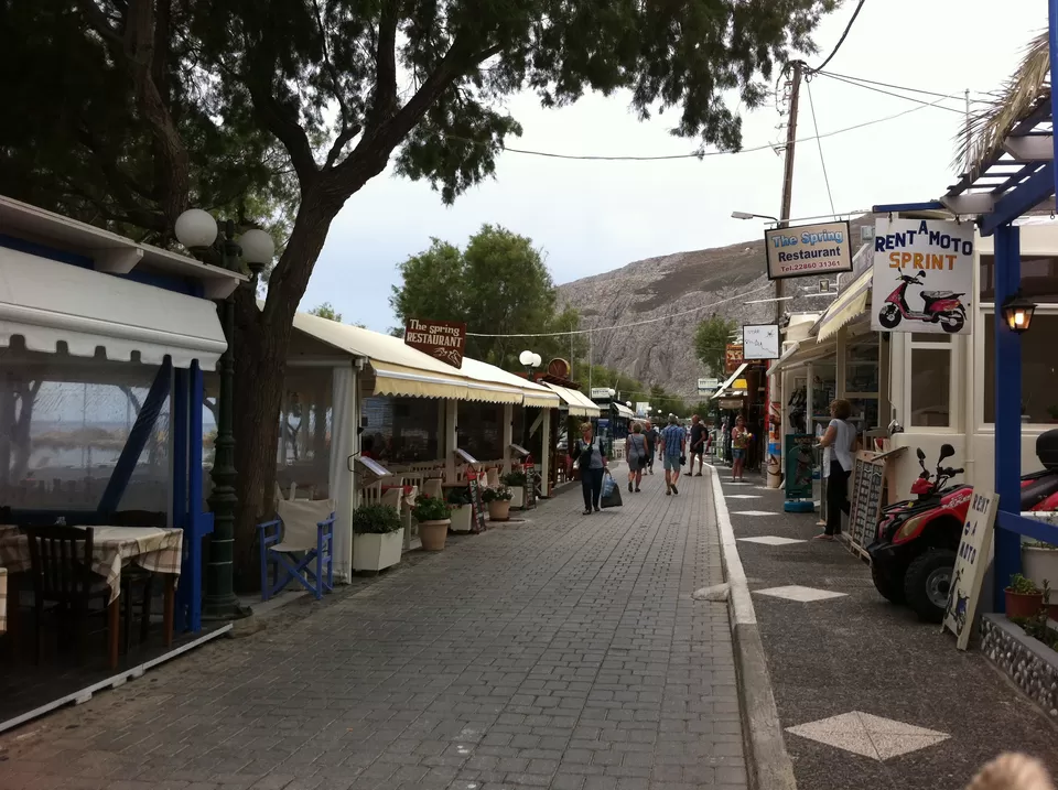 Photo of Santorini, Thira, Greece by Tamanna Tripathy