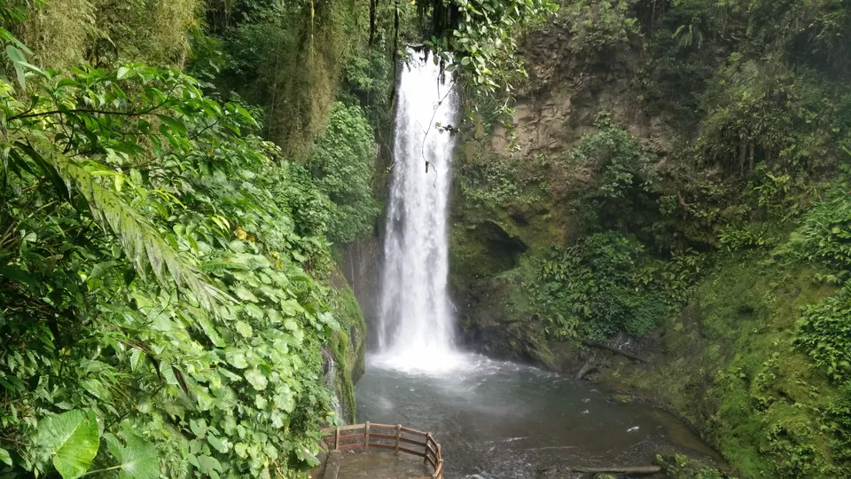 Photo of La Paz Waterfall, Alajuela Province, Costa Rica by Tamanna Tripathy