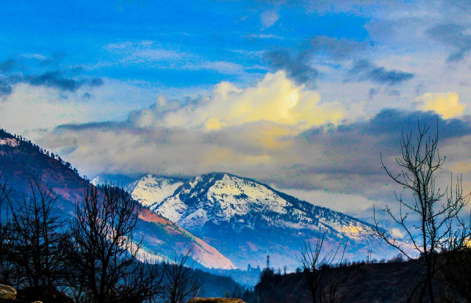 Photo of Mysterious Parashar Lake – A Floating Island 22/25 by Umesh Joshi - Umi