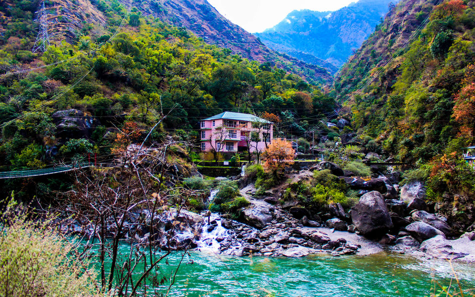 Photo of Mysterious Parashar Lake – A Floating Island 23/25 by Umesh Joshi - Umi