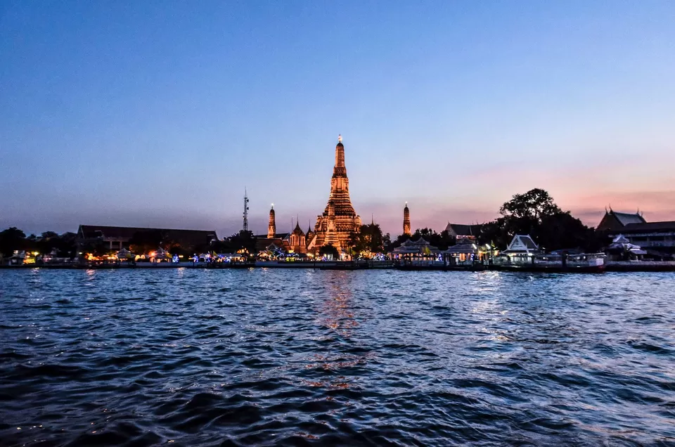 Photo of Wat Arun.... by Padmanabhan Thangaraj
