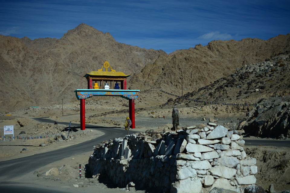 Photo of Experiencing Ladakh in winters! by Soumik Neogi