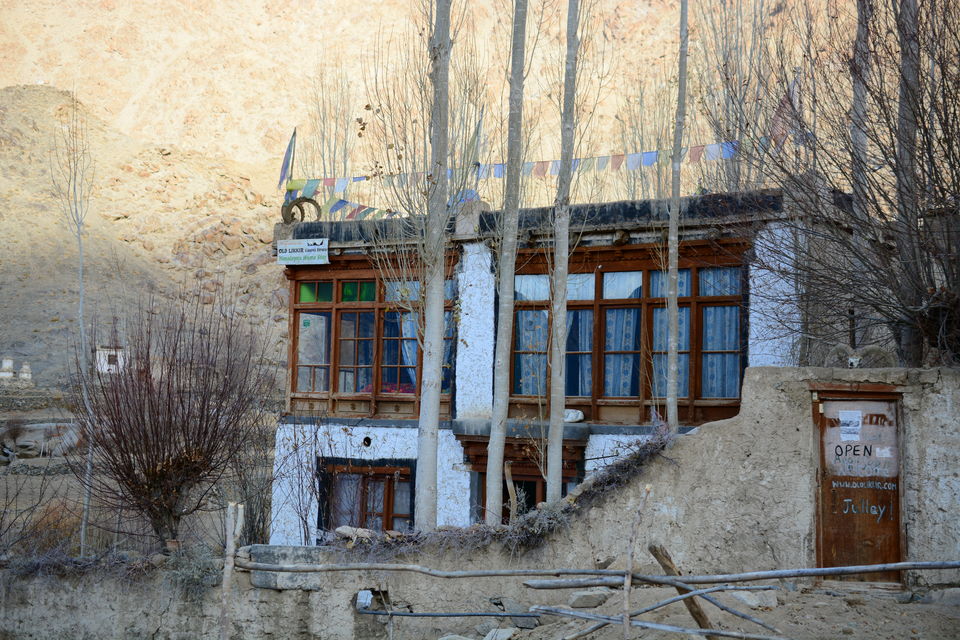 Photo of Experiencing Ladakh in winters! by Soumik Neogi