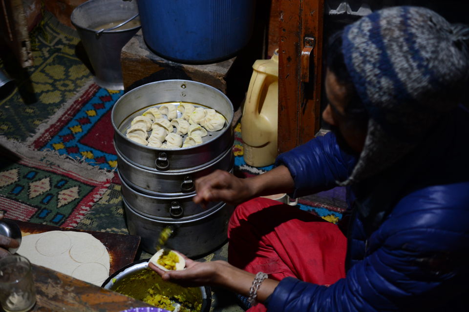 Photo of Experiencing Ladakh in winters! by Soumik Neogi