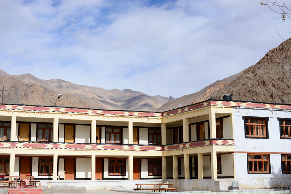 Photo of Experiencing Ladakh in winters! by Soumik Neogi