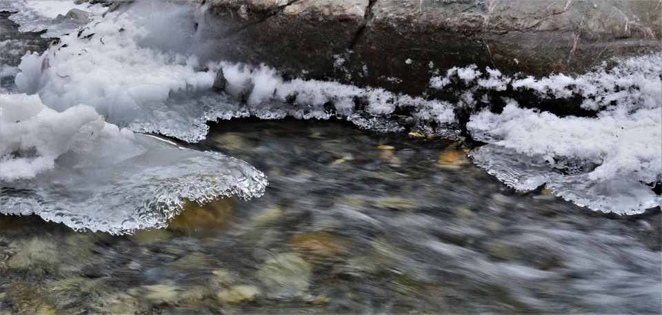 Photo of Seeking an adventurous trek option in Winter Ladakh, head to Sumda Chenmo in 2019! by Soumik Neogi