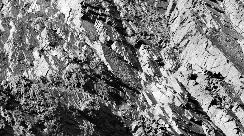 Photo of Seeking an adventurous trek option in Winter Ladakh, head to Sumda Chenmo in 2019! by Soumik Neogi