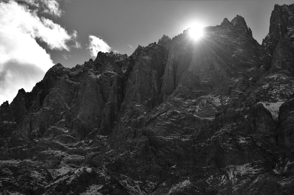 Photo of Seeking an adventurous trek option in Winter Ladakh, head to Sumda Chenmo in 2019! by Soumik Neogi