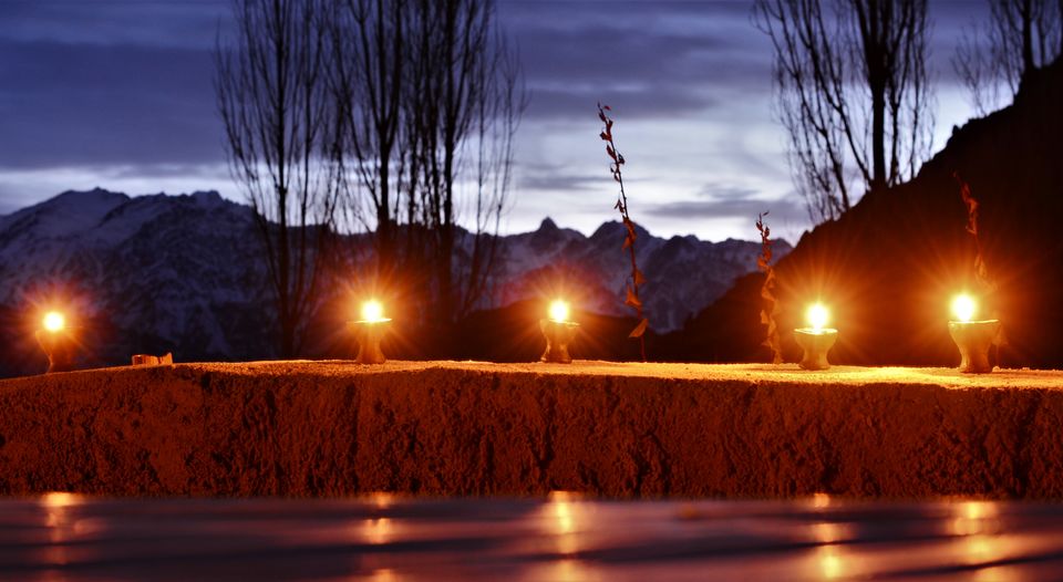 Photo of Experiencing Ladakh in winters! by Soumik Neogi