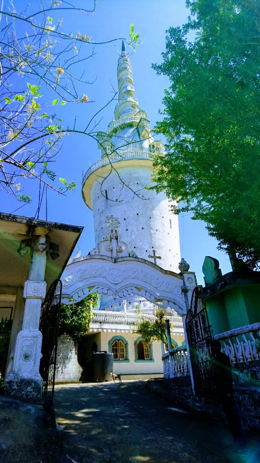 Photo of Ambuluwawa Tower, Ambuluwaawa ICC Road, Sri Lanka by Paridhi Agarwal