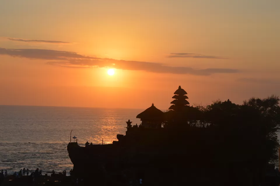 Photo of Tanah Lot, Beraban, Tabanan Regency, Bali, Indonesia by Little_Traveling_Soul