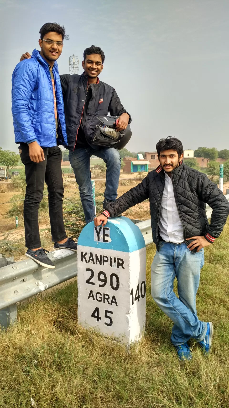 Photo of Yamuna Expressway, Sector 6, Noida, Uttar Pradesh, India by Sankalp Singh Chauhan
