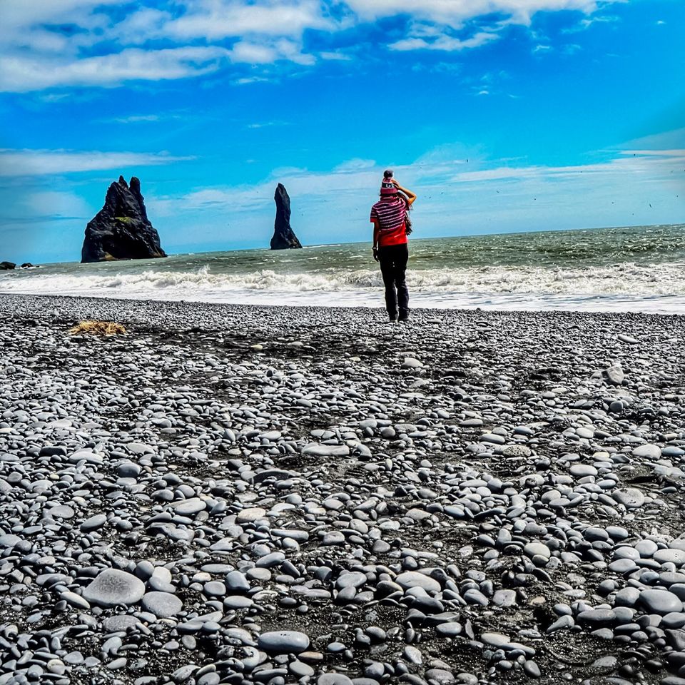 Photo of A Solo Traveler's Guide to Iceland (without a car)! #LadysFirst by Ankitha Rajendaran