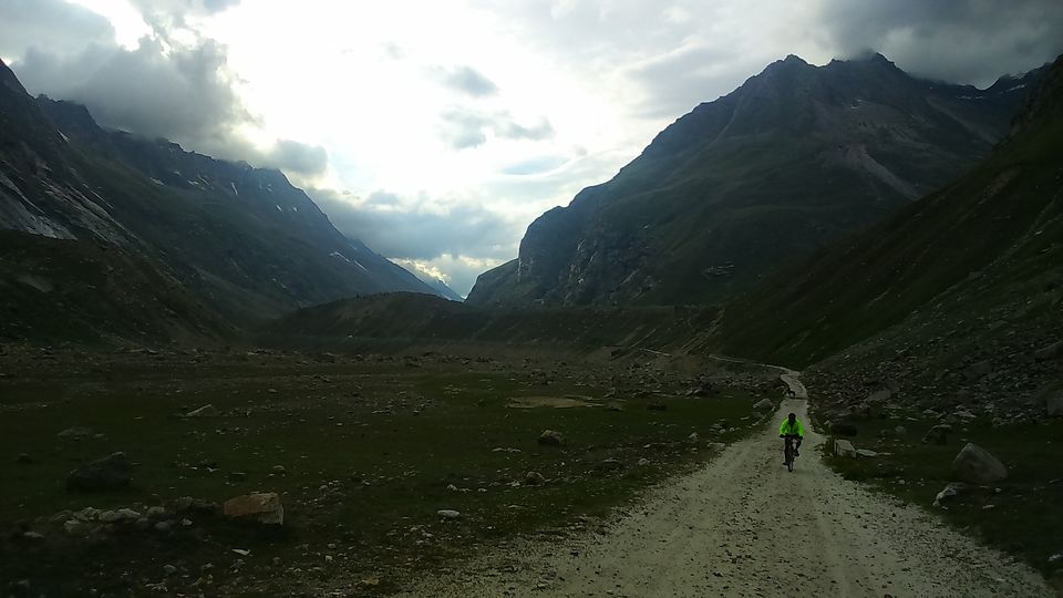 Photo of CYCLING ADVENTURE - MANALI TO CHANDRATAL LAKE 1/32 by Being Out There