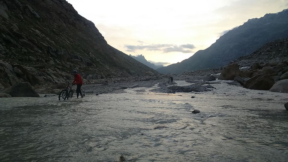 Photo of CYCLING ADVENTURE - MANALI TO CHANDRATAL LAKE 15/32 by Being Out There