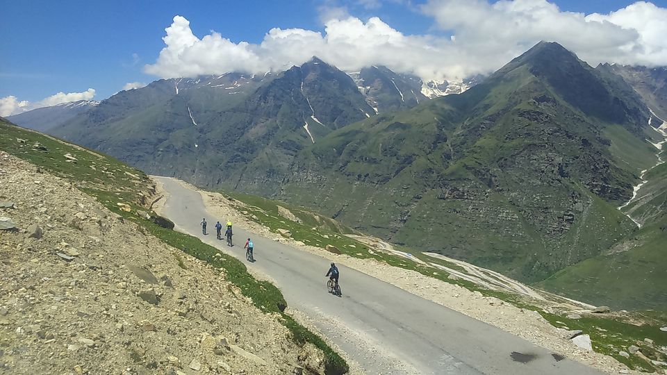 Photo of CYCLING ADVENTURE - MANALI TO CHANDRATAL LAKE 18/32 by Being Out There