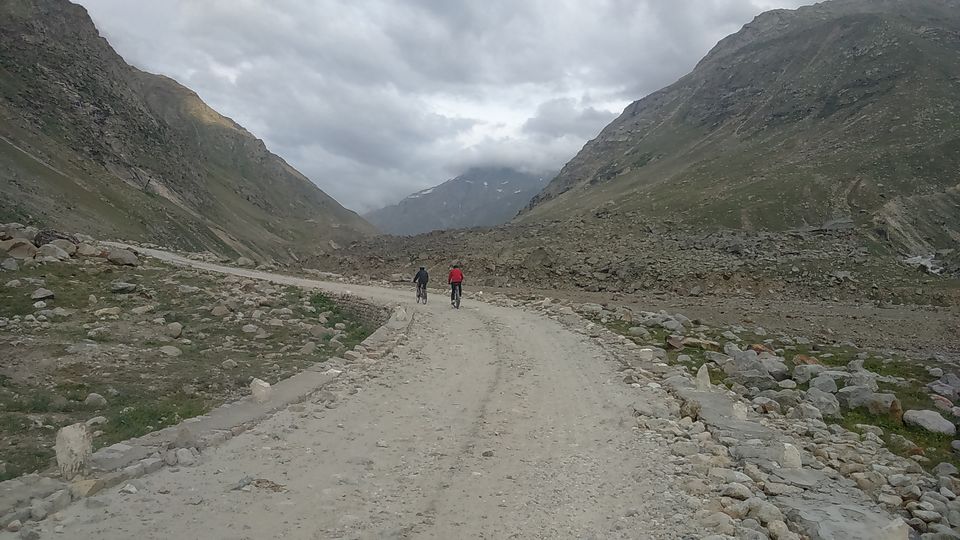 Photo of CYCLING ADVENTURE - MANALI TO CHANDRATAL LAKE 17/32 by Being Out There