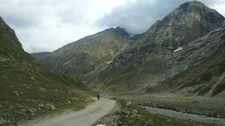 Photo of CYCLING ADVENTURE - MANALI TO CHANDRATAL LAKE 21/32 by Being Out There