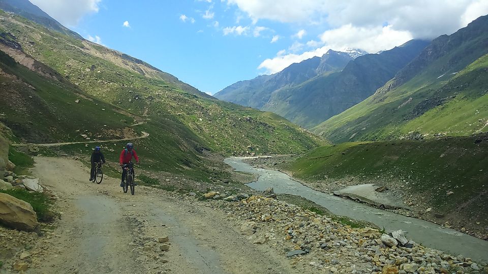 Photo of CYCLING ADVENTURE - MANALI TO CHANDRATAL LAKE 28/32 by Being Out There