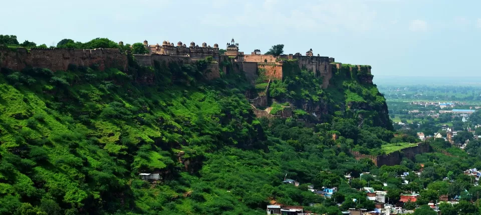Photo of Gwalior Fort, Gwalior, Madhya Pradesh, India by Maryam Yasmin