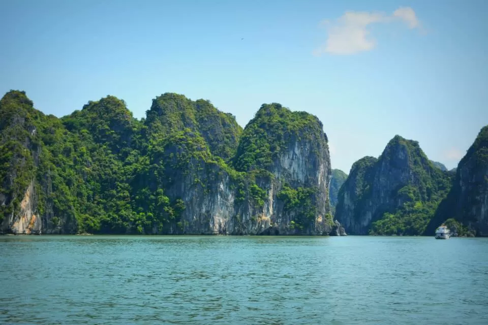 Photo of Hạ Long Bay by Mamta Taliwala