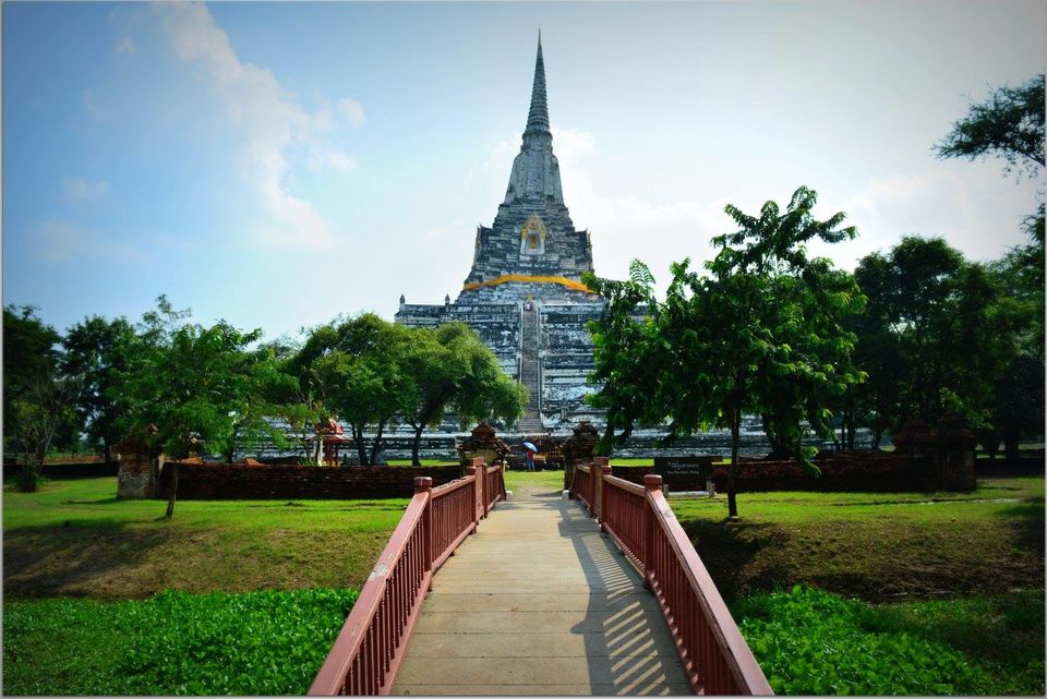 Photo of Discover the real Thailand - Ayuthaya 1/14 by Mamta Taliwala