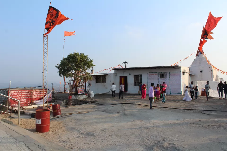 Photo of Hampi, Karnataka, India by Sarthak Thakur
