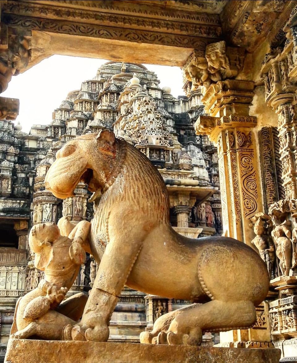 Photo of KHAJURAHO - TEMPLE OF EROTIC SCULPTURE ( खजुराहो की अद्भुत शिल्पकला ) by Photog_adi