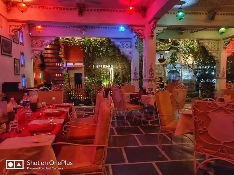 Photo of Restaurant Harigarh, Ambrai Road, Outside Chandpole, Hanuman Ghat, Udaipur, Rajasthan, India by _harry_lost_in_nature