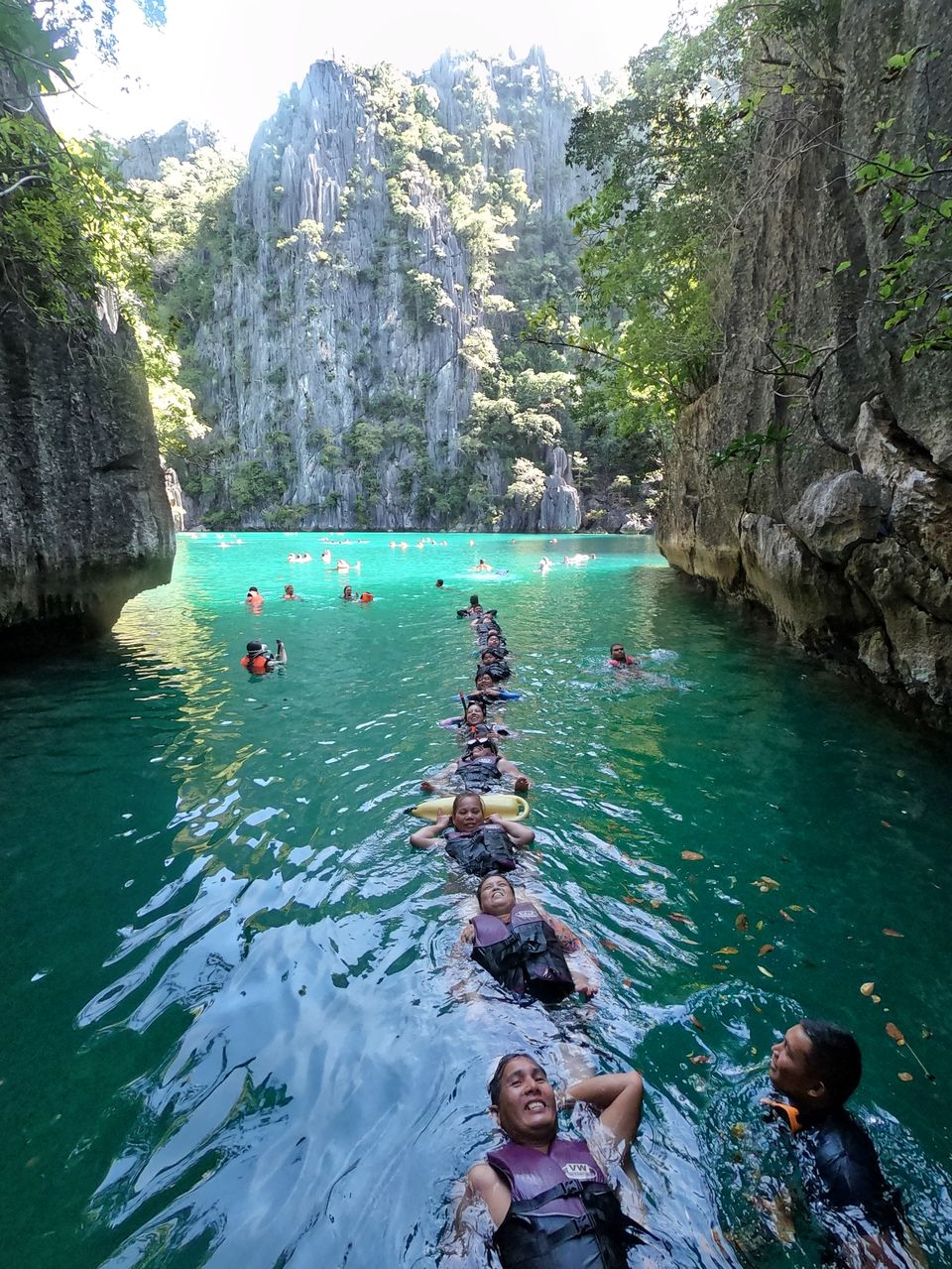 Photo of Twin Lagoon Entrance, Coron, Palawan, Filipini by PetKa Adventures