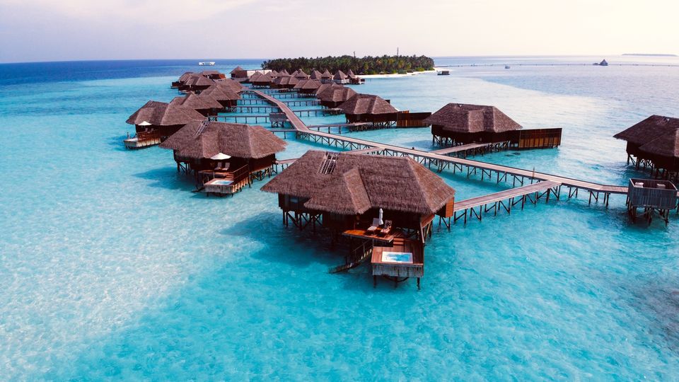 Photo of Holiday Inn Resort Kandooma Maldives, Maldives by Sahi