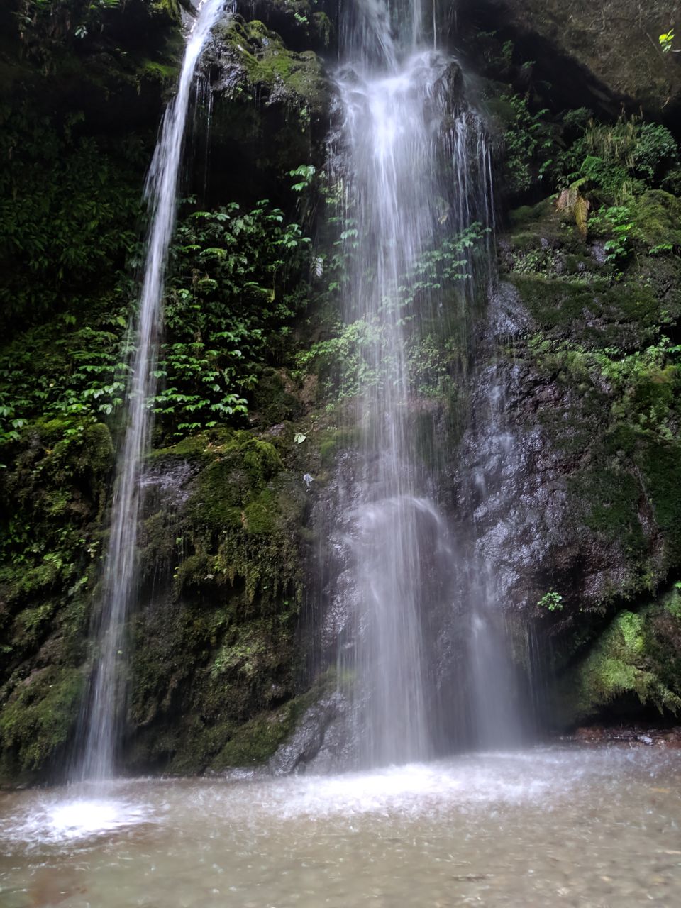 Photo of Jibhi Waterfall, Tandi, Himachal Pradesh, India by Anuradha Narayanan