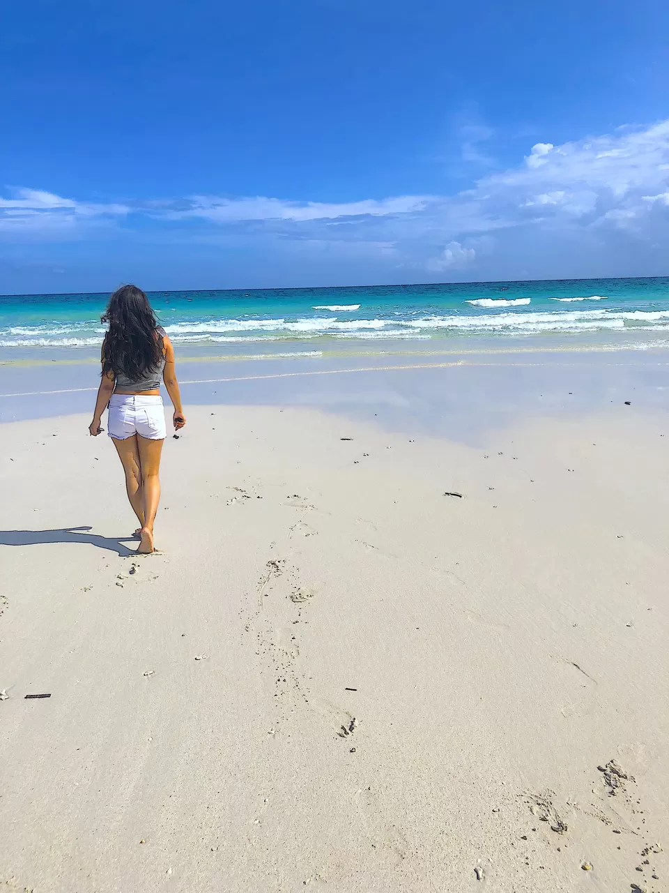 Photo of Radhanagar Beach, Andaman and Nicobar Islands by Vaishnavi Tripathi