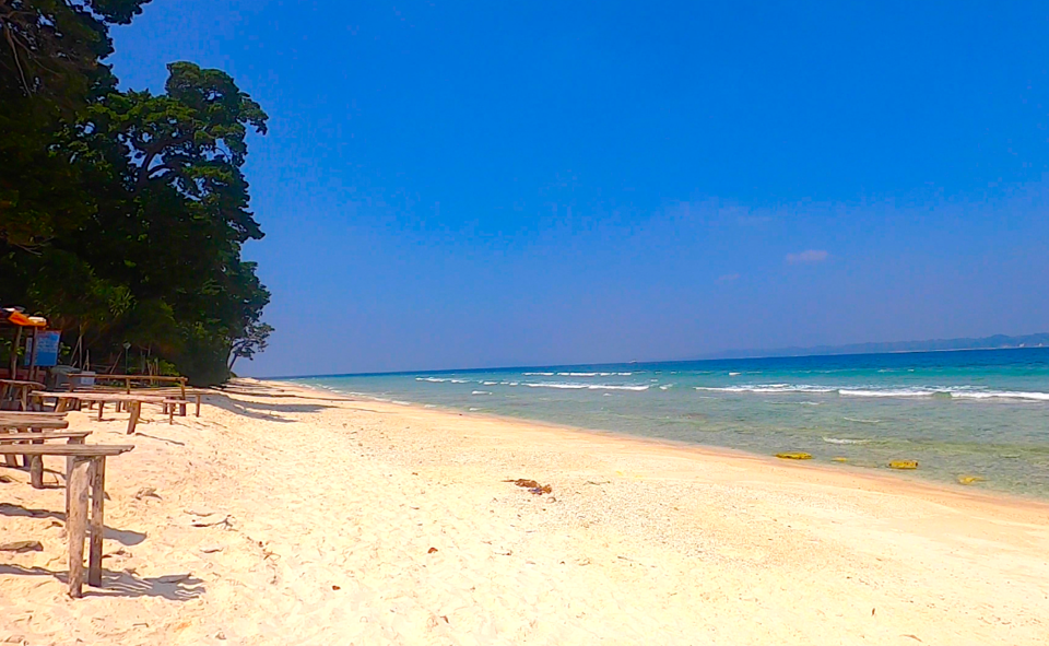 Photo of Lakshmanpur Beach No 2, Village Road, Lakshmanpur, Andaman and Nicobar Islands, India by Vaishnavi Tripathi