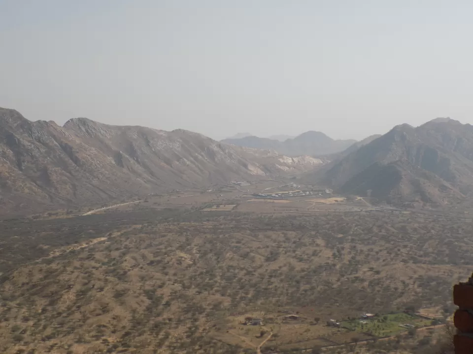 Photo of Savitri Temple Trail, Pushkar, Rajasthan, India by Abhishek Anand