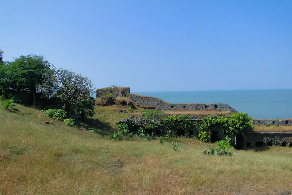 Photo of Korlai Fort, Korlai, Maharashtra, India by Sarthak Anil Phatak