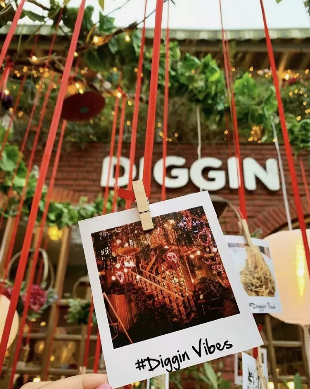 Photo of Diggin Cafe, Chanakyapuri, New Delhi, Delhi, India by Bros On Roads by Jasbir & Akshit