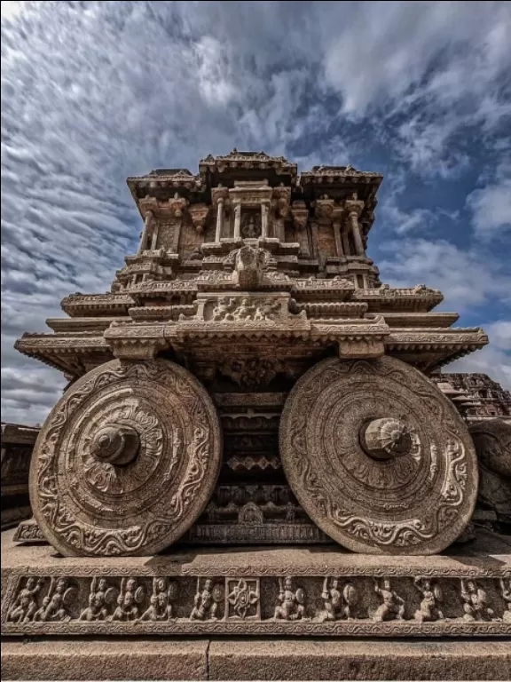 Photo of A 5 min guide on how to reach Hampi. by nusta traveller