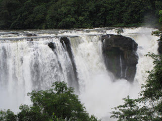 Photo of Athirappilly Water Falls, Pariyaram, Kerala by Karthik Ramanathan