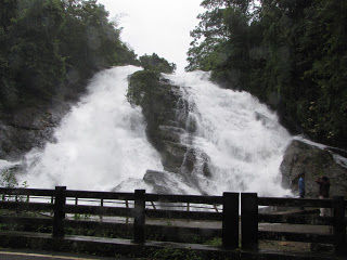 Photo of Athirappilly Water Falls, Pariyaram, Kerala by Karthik Ramanathan