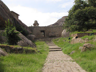 Photo of Chitradurga Fort, Chitradurga, Karnataka, India by Karthik Ramanathan