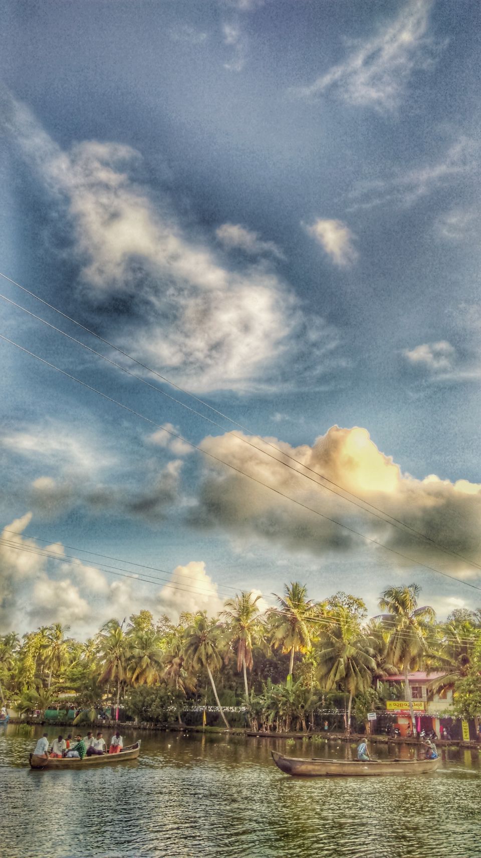 Photo of Lush green landscapes. Awesome clouds. Even more awesome food. What more can you want...;) 38/39 by Jerrin Issac