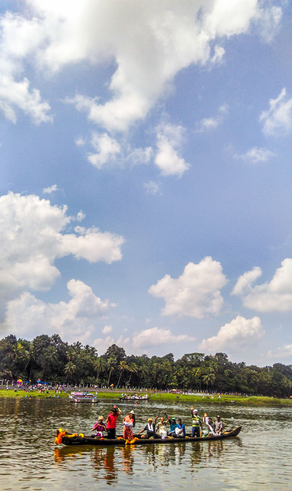 Photo of Aranmula Snakeboat Race '15 - the one race you wouldn't want to miss ;) 15/30 by Jerrin Issac