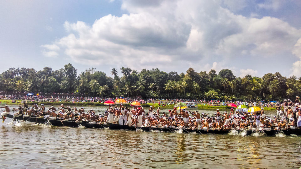 Photo of Aranmula Snakeboat Race '15 - the one race you wouldn't want to miss ;) 18/30 by Jerrin Issac