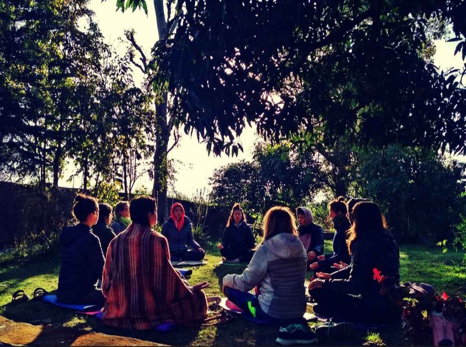 Photo of प्रकृति के गोद में बसा एक इको-विलेज जहाँ योग और ध्यान के साथ मना सकते हैं बेहतरीन छुट्टियाँ by Rakesh kumar Varma